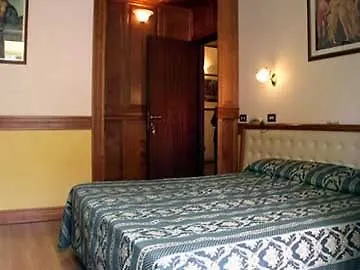 Hotel Il Piccolo Di Piazza Di Spagna Rom