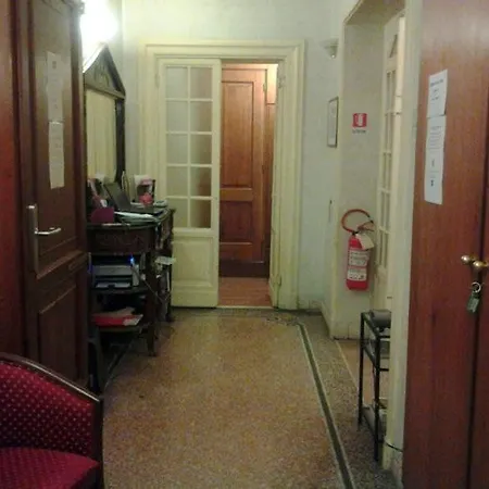 Il Piccolo Di Piazza Di Spagna Hotel 3*